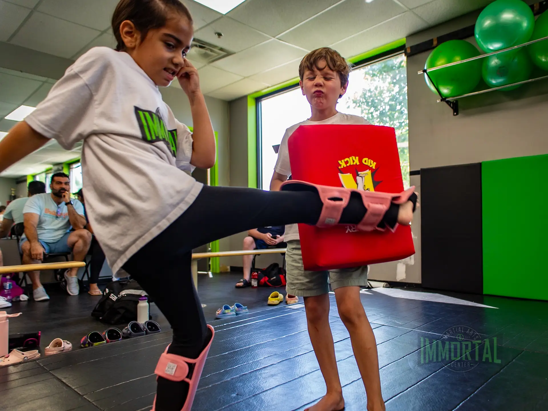 Martial arts programs for kids, muay thai